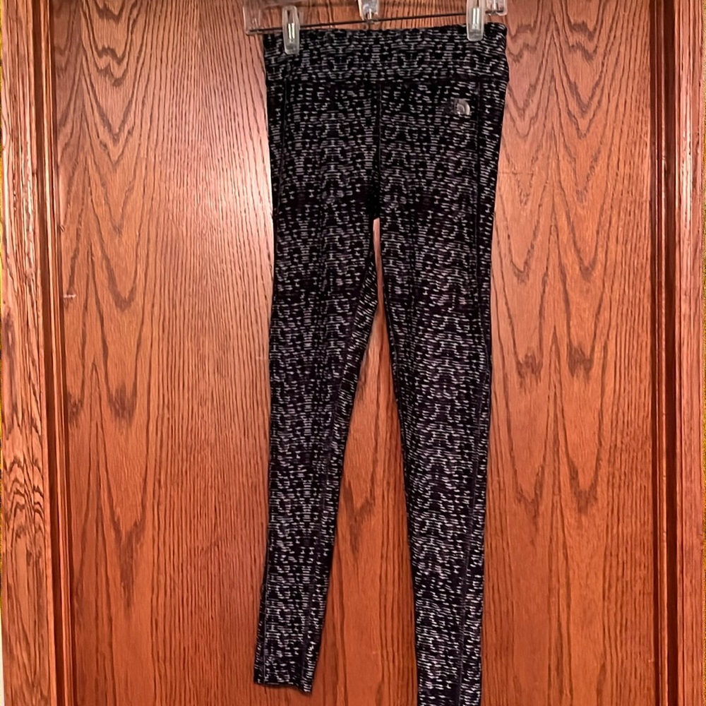 Women’s The North Face Leggings. Size‎ Small